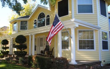 How do I know When the Exterior of My House Needs Repainting?