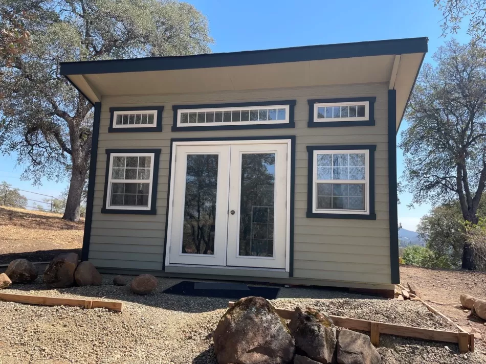  Project Spotlight: New Castle Exterior Painting